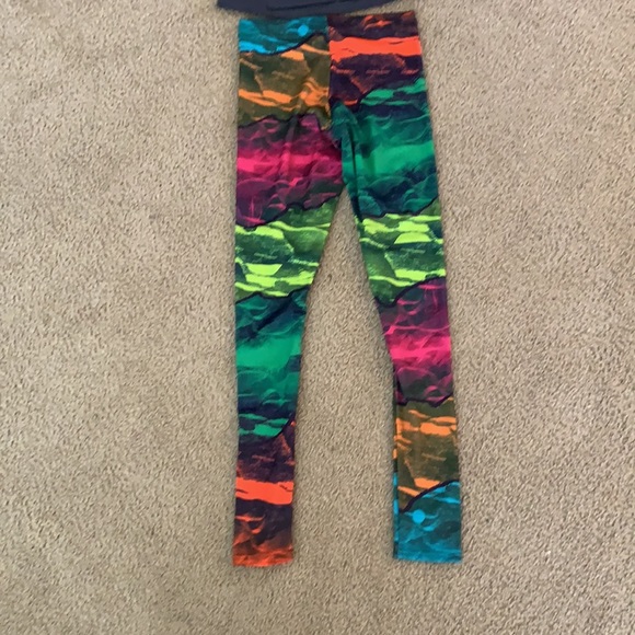 Devil Walking colorful leggings - Picture 5 of 5